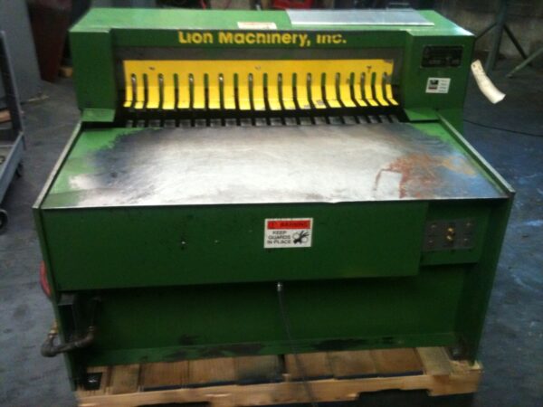 (SOLD) Used Lion 1836 18 Ga Power Cleatformer