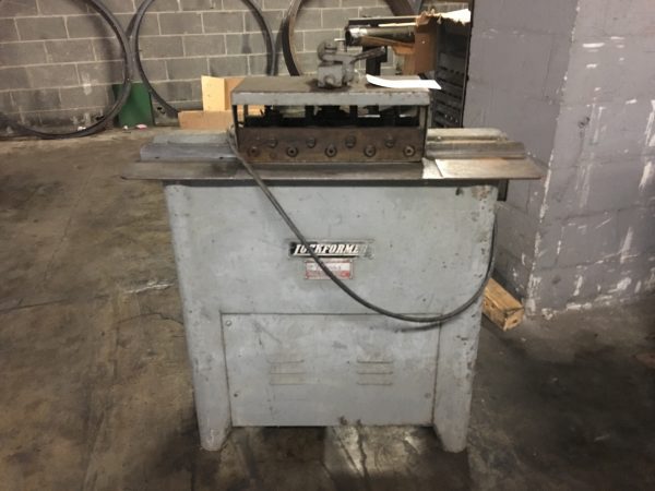 (SOLD) Used Lockformer 22Ga Pittsburgh Machine w/ Right Angle Flange Rolls & Power Flanger Mounted on Top