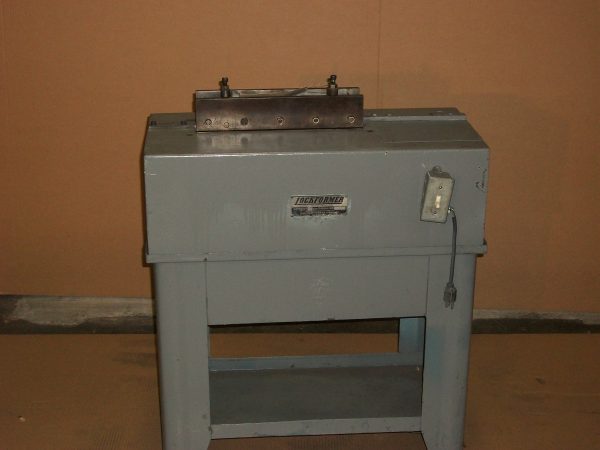 (SOLD) Used Lockformer 24 Ga Pitts W/ Table Stand