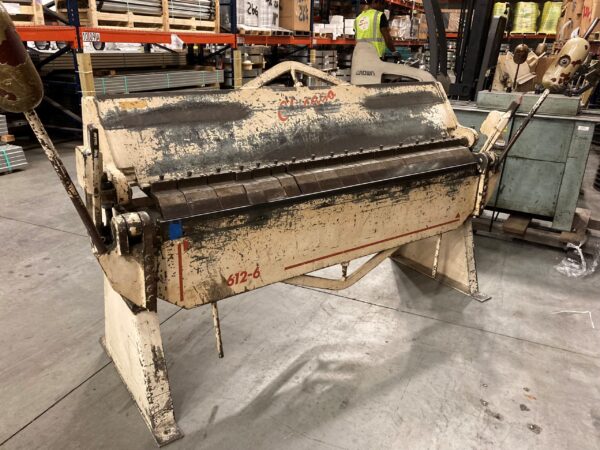 [SOLD] UM1306 Used Chicago Model BPU 612 6 ft 12 ga Box and Pan Brake
