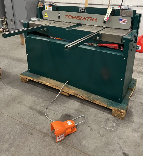 [SOLD] Demo Model Tennsmith 52H 16 ga Cap Hydraulic Shear